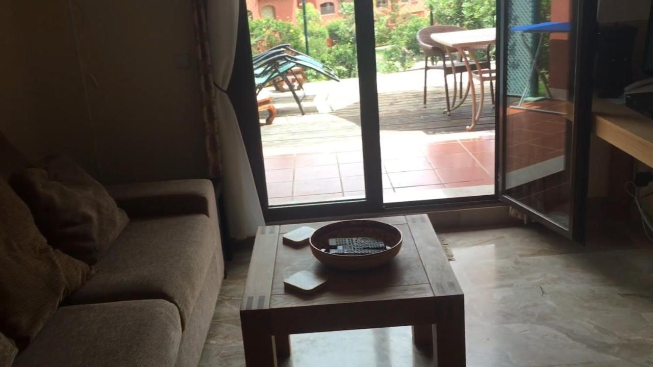 Luxury 2-Bedrooms & Bathrooms Estepona Apartment Eksteriør bilde