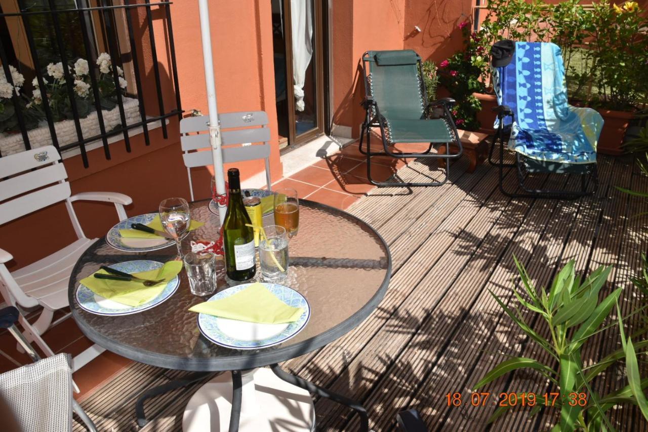 Luxury 2-Bedrooms & Bathrooms Estepona Apartment Eksteriør bilde
