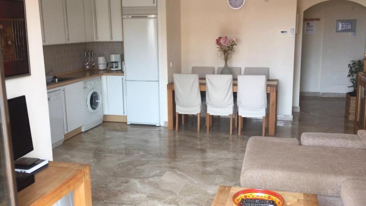 Luxury 2-Bedrooms & Bathrooms Estepona Apartment Eksteriør bilde