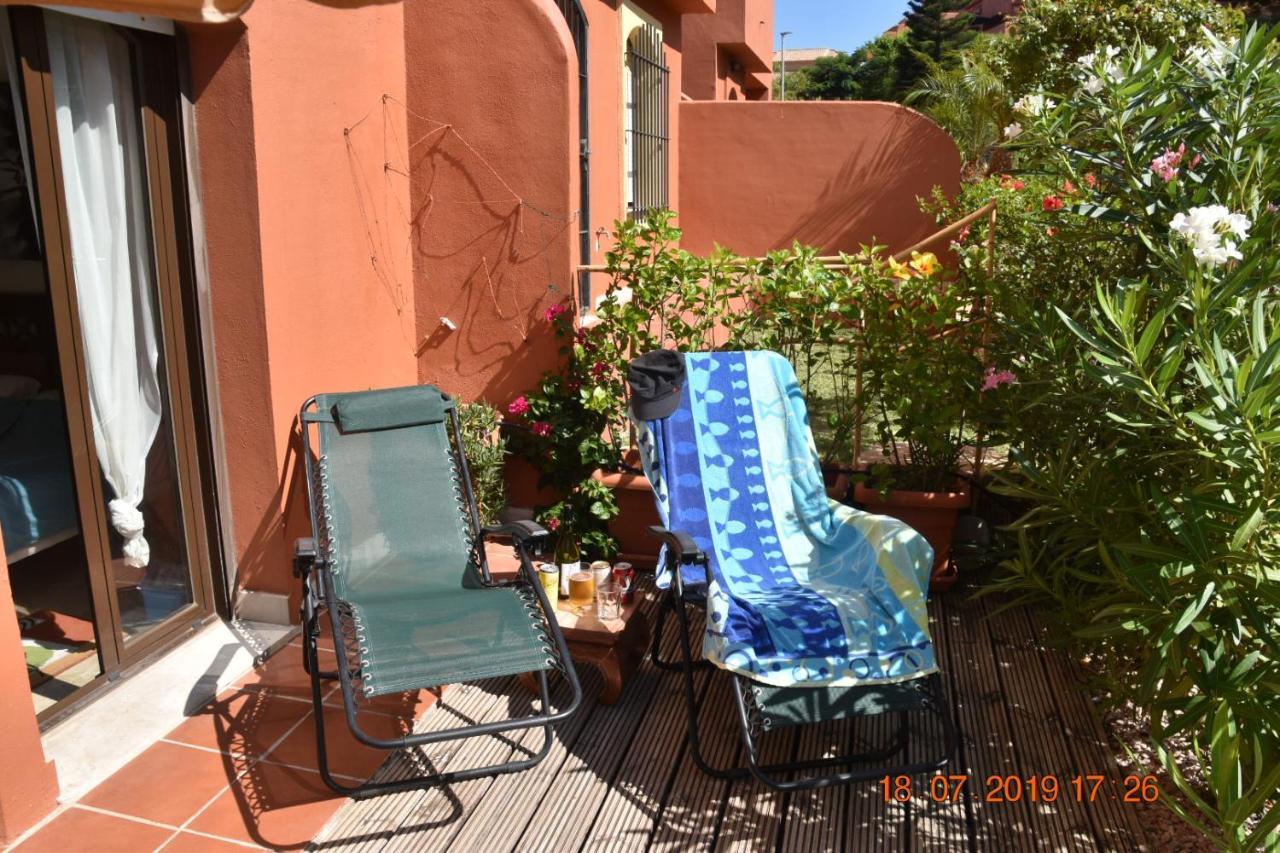 Luxury 2-Bedrooms & Bathrooms Estepona Apartment Eksteriør bilde