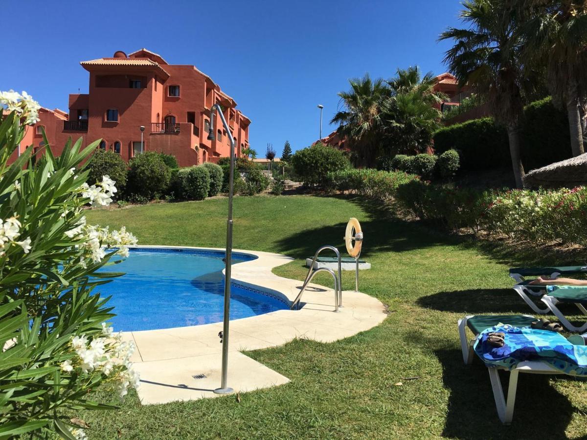 Luxury 2-Bedrooms & Bathrooms Estepona Apartment Eksteriør bilde