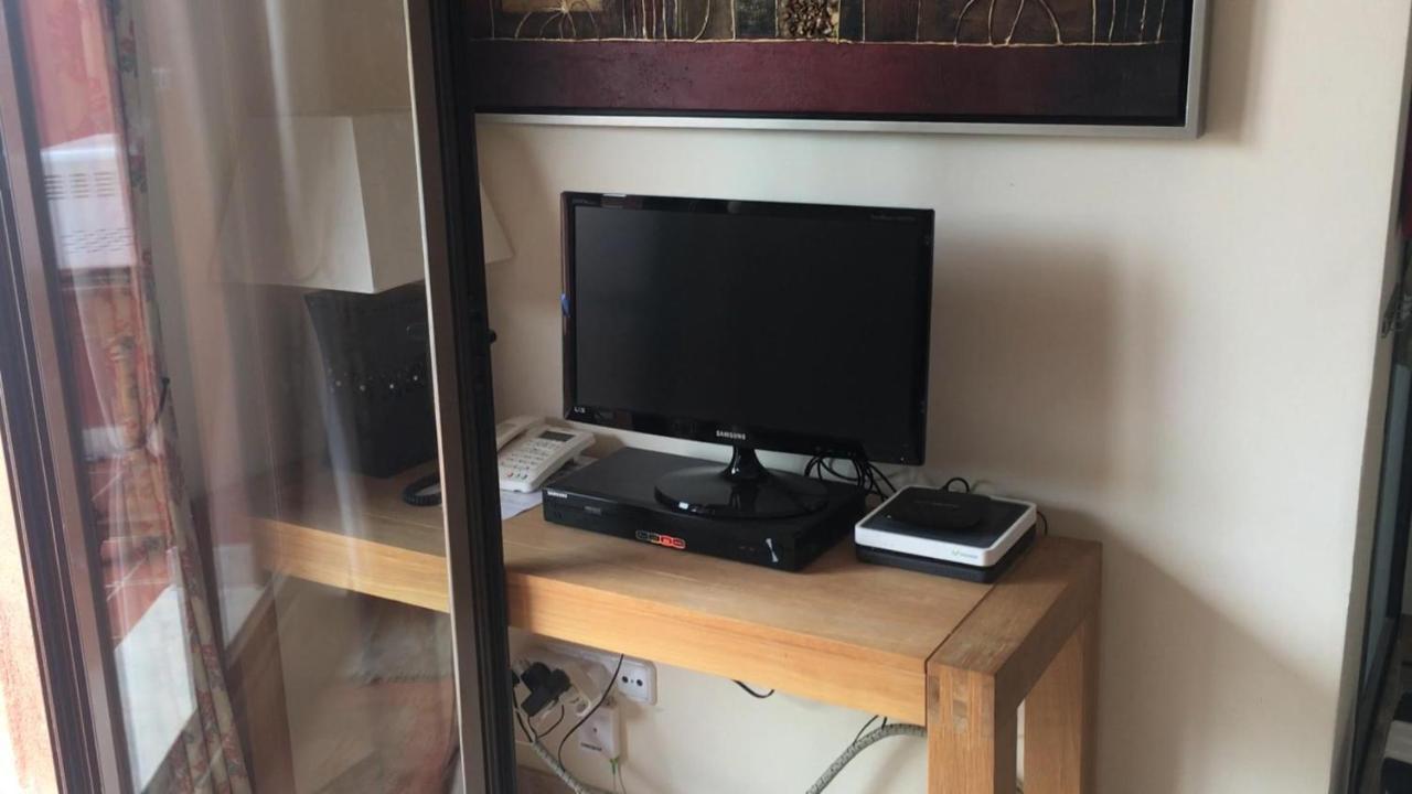 Luxury 2-Bedrooms & Bathrooms Estepona Apartment Eksteriør bilde